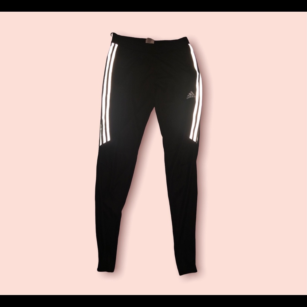 Woman Adidas pants